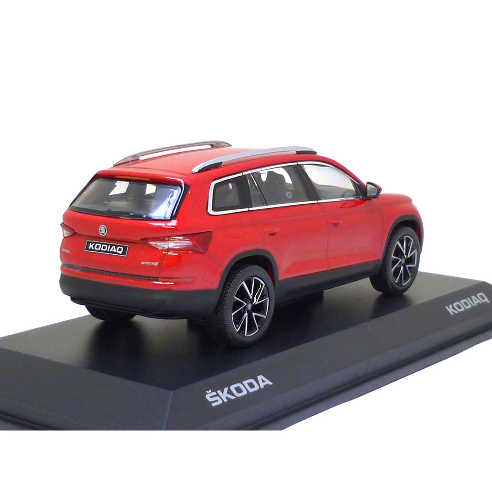 Miniature Voiture Auto 1:43 SKODA KODIAQ FL 2021 Diecast Modélisme